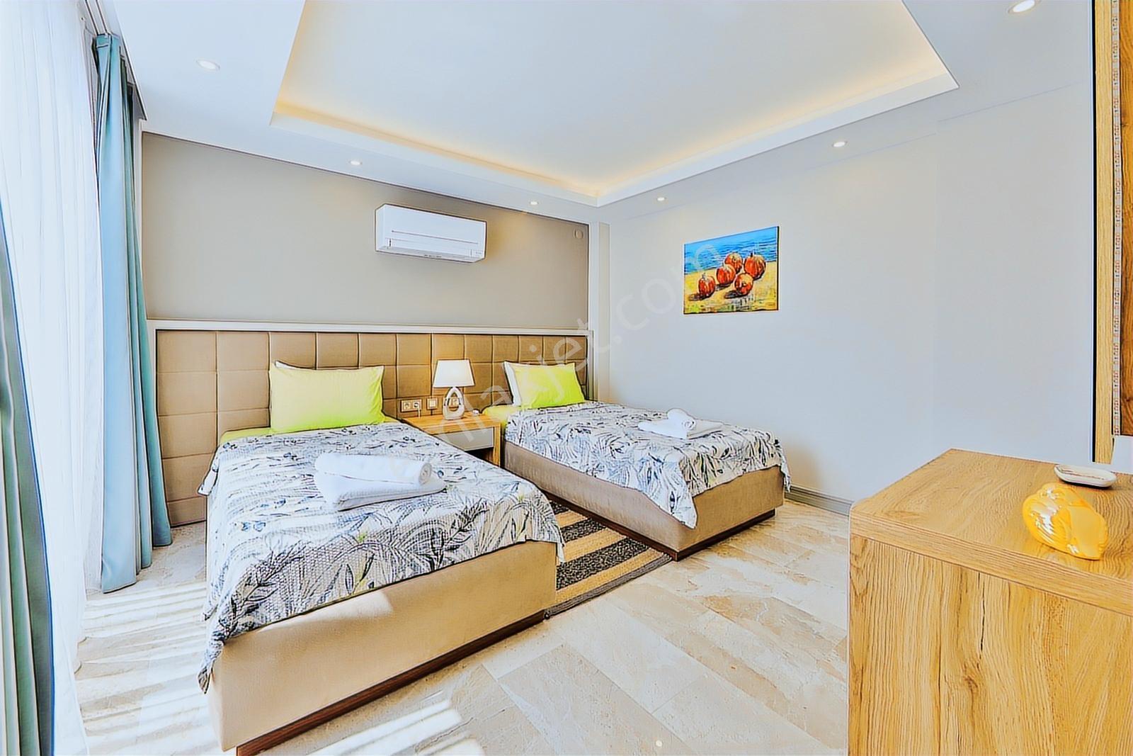 Kalkan Kızıltaşta 5 Yatak Odalı Muhteşem Villa - Görsel 29