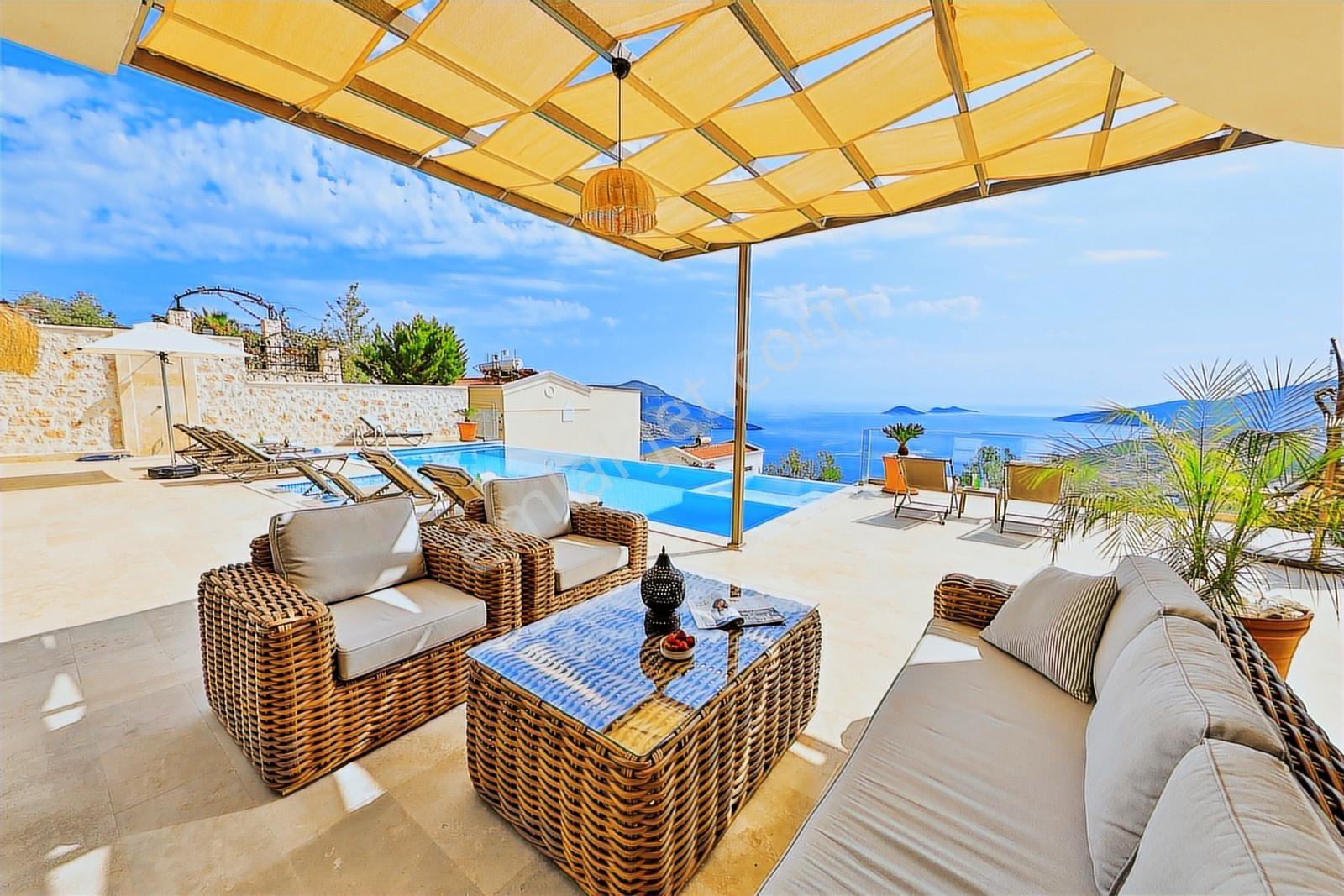 Kalkan Kızıltaşta 5 Yatak Odalı Muhteşem Villa - Görsel 18