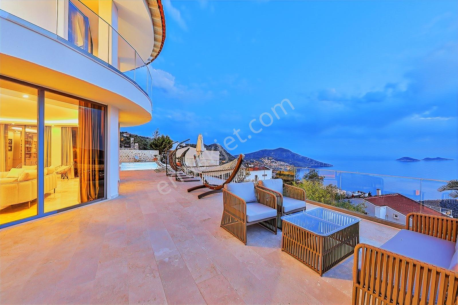 Kalkan Kızıltaşta 5 Yatak Odalı Muhteşem Villa - Görsel 7