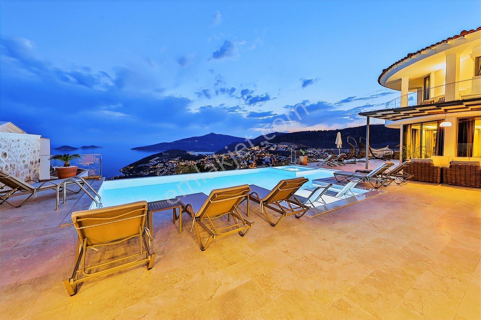 Kalkan Kızıltaşta 5 Yatak Odalı Muhteşem Villa - Görsel 8