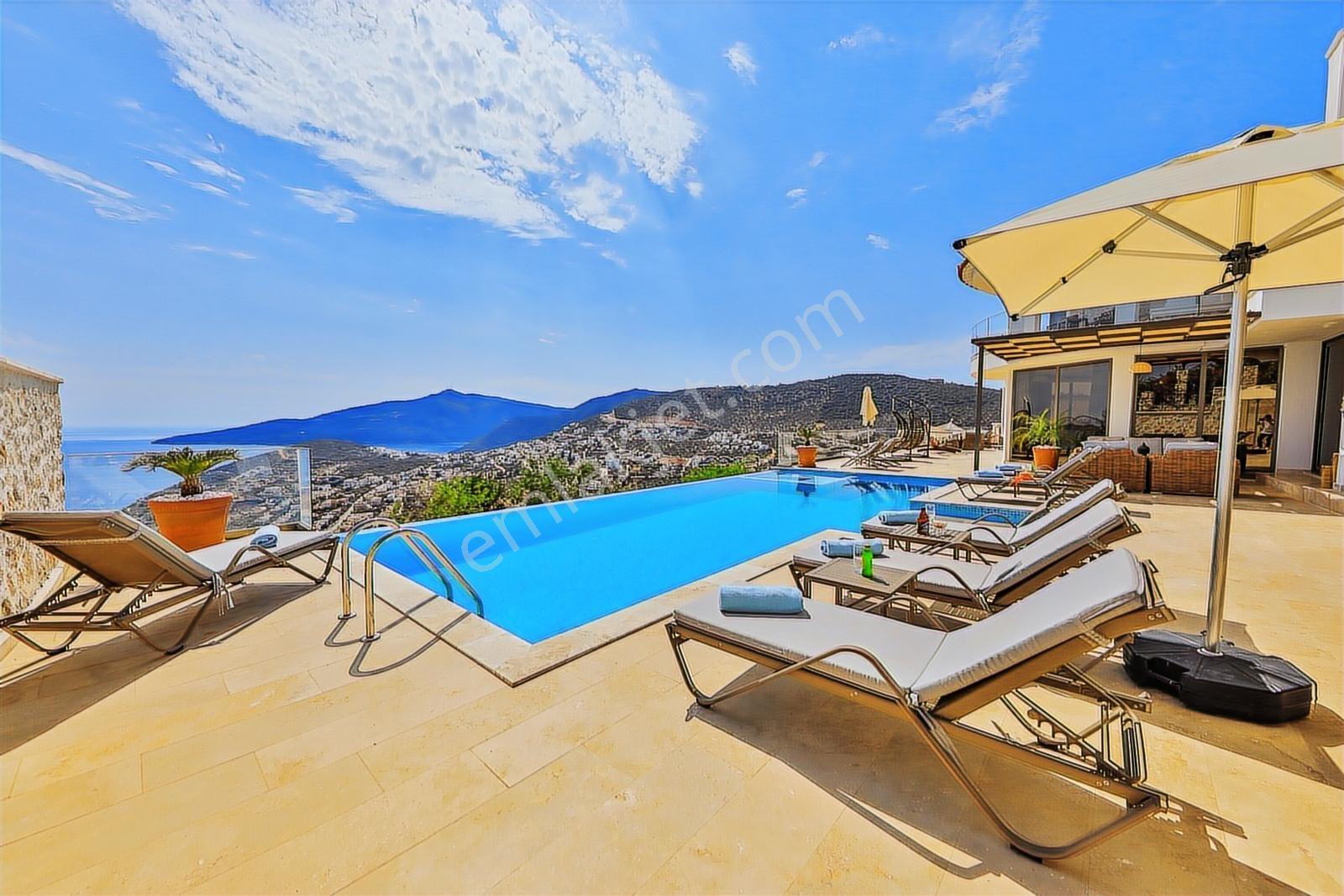 Kalkan Kızıltaşta 5 Yatak Odalı Muhteşem Villa - Görsel 15