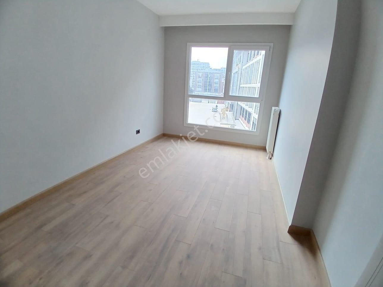 West İstanbul Marinaya Yakın 4.5+1 Yeni Sitede Sıfır Daire - Görsel 2