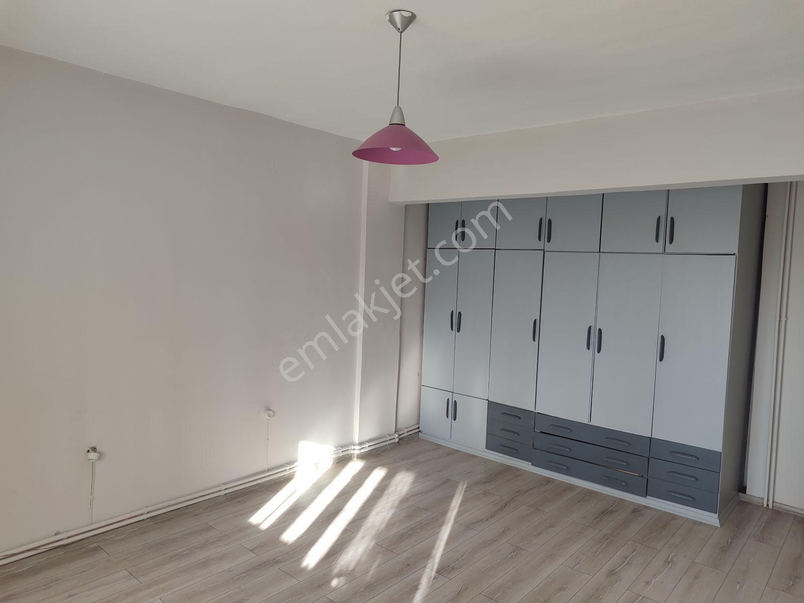Asel'den Çarsı Merk.erbaylar Yanı 230m2(net) Emsalsiz 3+1 Daire - Görsel 17