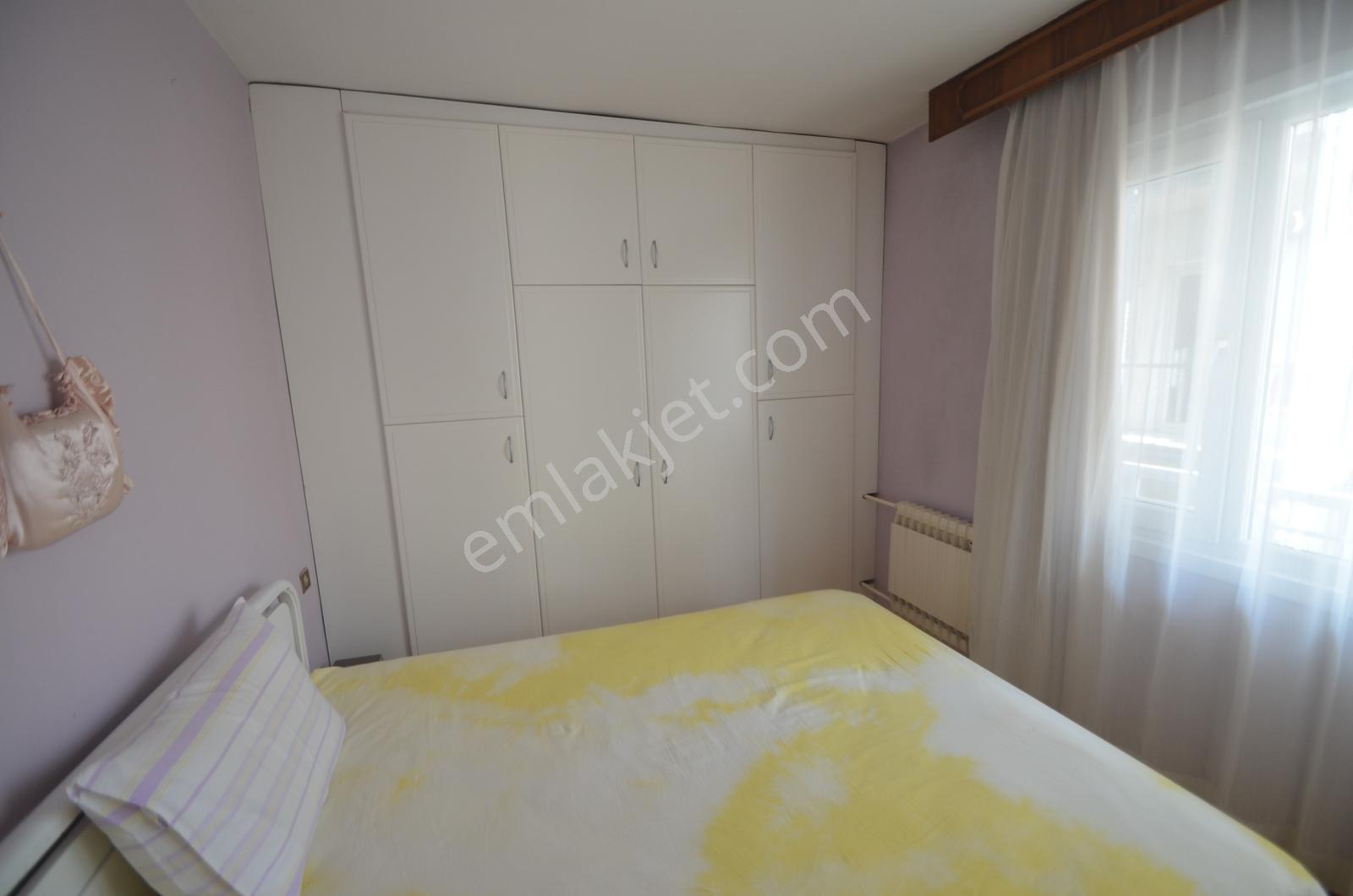 Bornova Merkezde Ana Cadde Üzerinde Satılık 3+1 Daire - Görsel 25