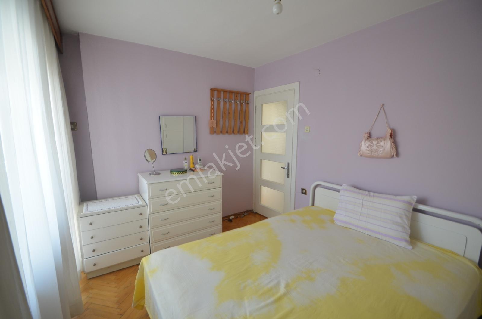 Bornova Merkezde Ana Cadde Üzerinde Satılık 3+1 Daire - Görsel 26