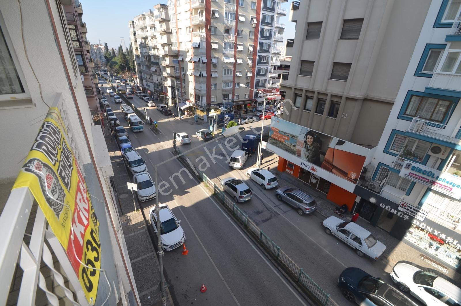 Bornova Merkezde Ana Cadde Üzerinde Satılık 3+1 Daire - Görsel 20