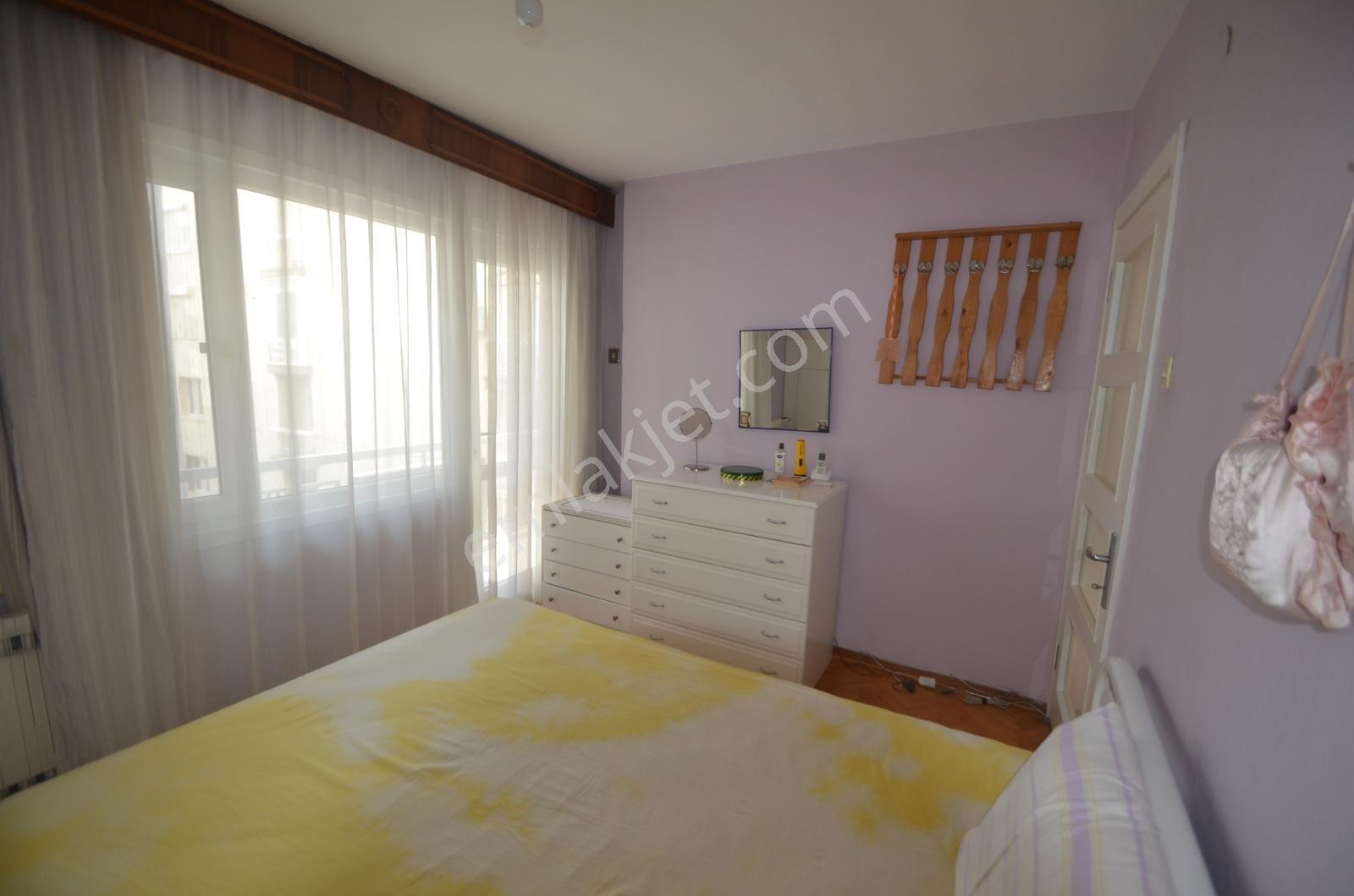 Bornova Merkezde Ana Cadde Üzerinde Satılık 3+1 Daire - Görsel 27