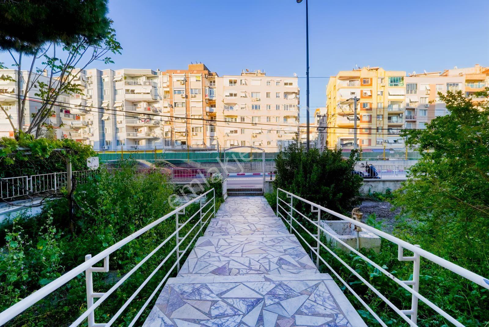 Bayraklı İzbana Yürüme Mesafesinde Kiralık Daire - Görsel 10