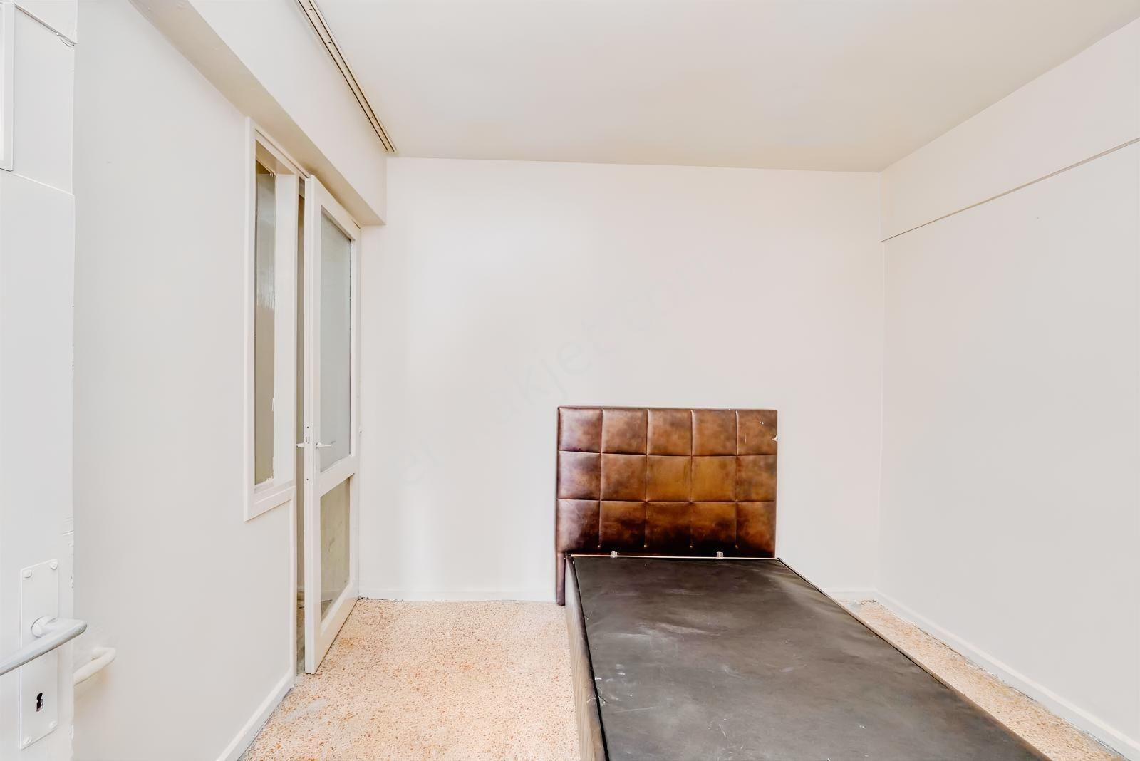 Bayraklı İzbana Yürüme Mesafesinde Kiralık Daire - Görsel 31
