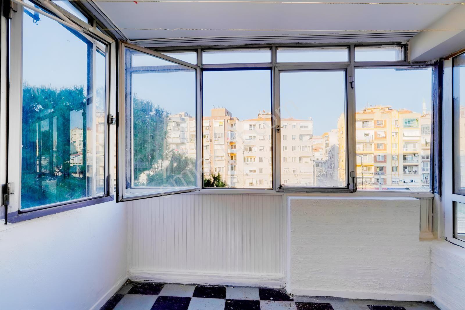 Bayraklı İzbana Yürüme Mesafesinde Kiralık Daire - Görsel 27