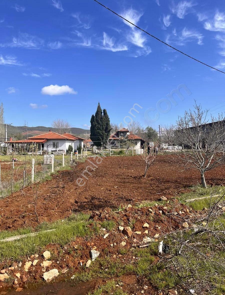 Banaz Uşak Yola 40m 2parsel Üzerinde 130m2 Bahçeli Ev - Görsel 3