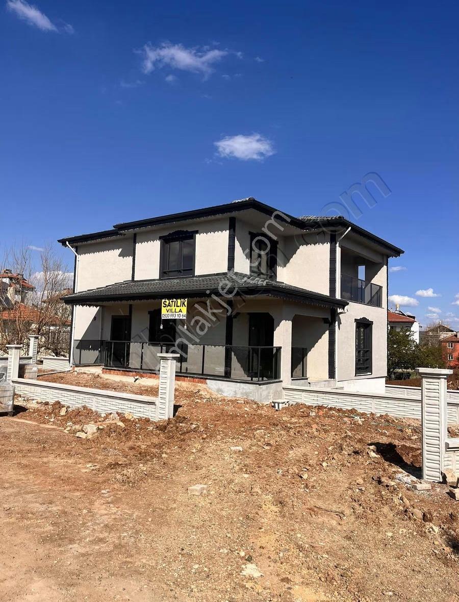 Banaz Acar Cami Yanı 390m2 Arsa 5+1 200m2 Villa - Görsel 7