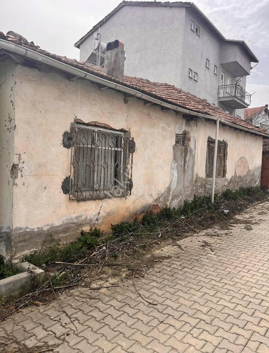 Banaz 31 Ağustos Mh Bahçeli 120m2 3+1 Müstakil Ev - Görsel 5