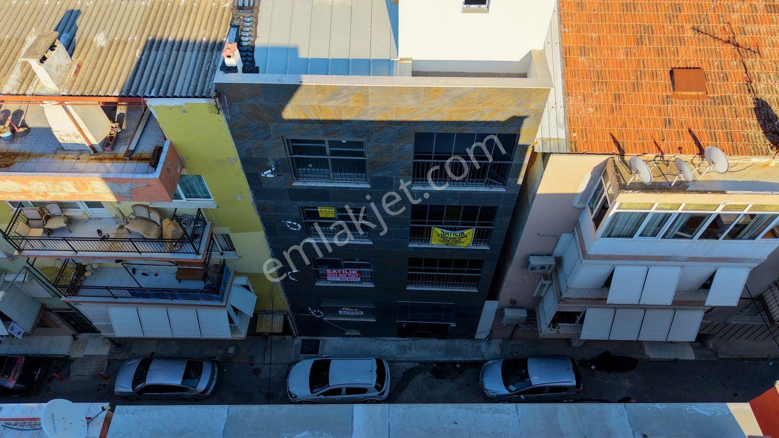 Balçova'da Üniversiteye Yürüme Mesafesinde Sıfır Daire - Görsel 15