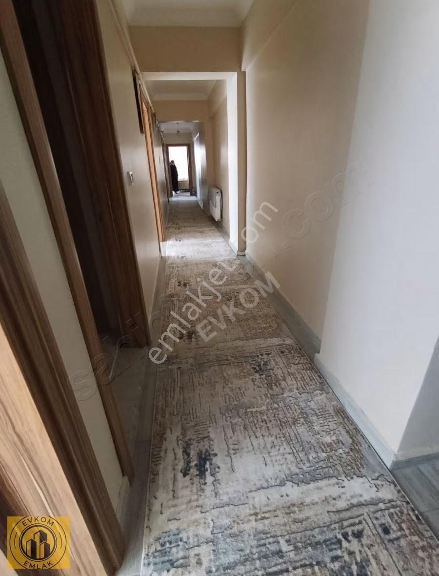 Ulaş İşlek Caddedindé Uygun 3+1 Daire - Görsel 3