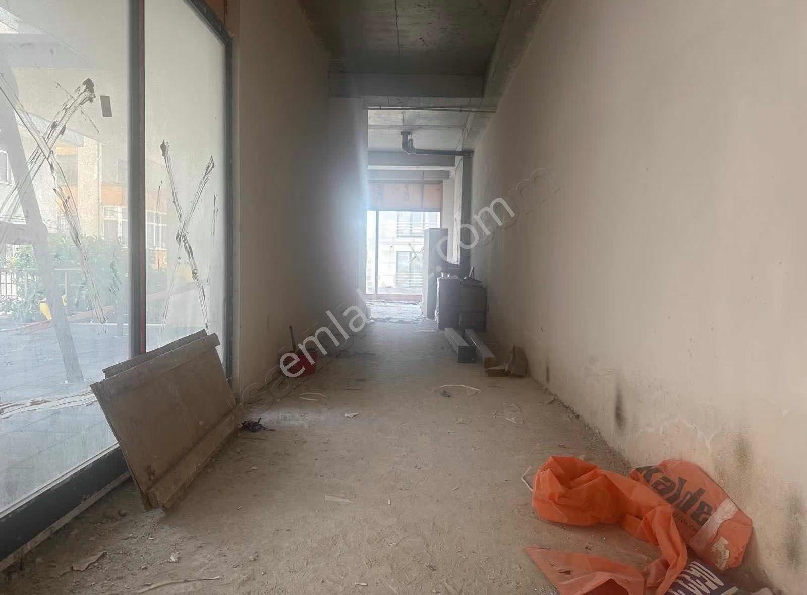 4 Levent Çeliktepe Kiralık Geniş Rezidans Altı Merkezir Dükkan - Görsel 7