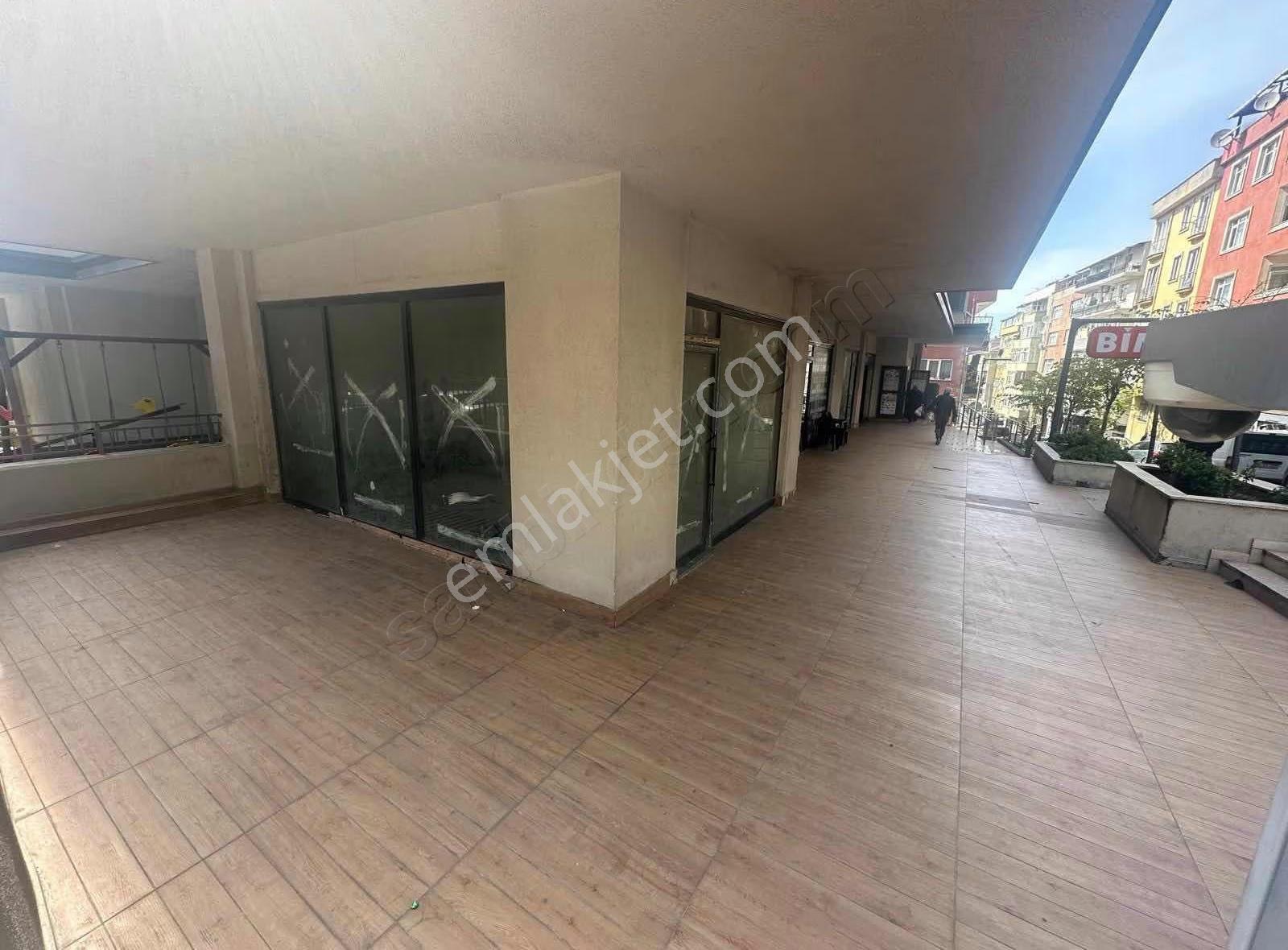 4 Levent Çeliktepe Kiralık Geniş Rezidans Altı Merkezir Dükkan - Görsel 9