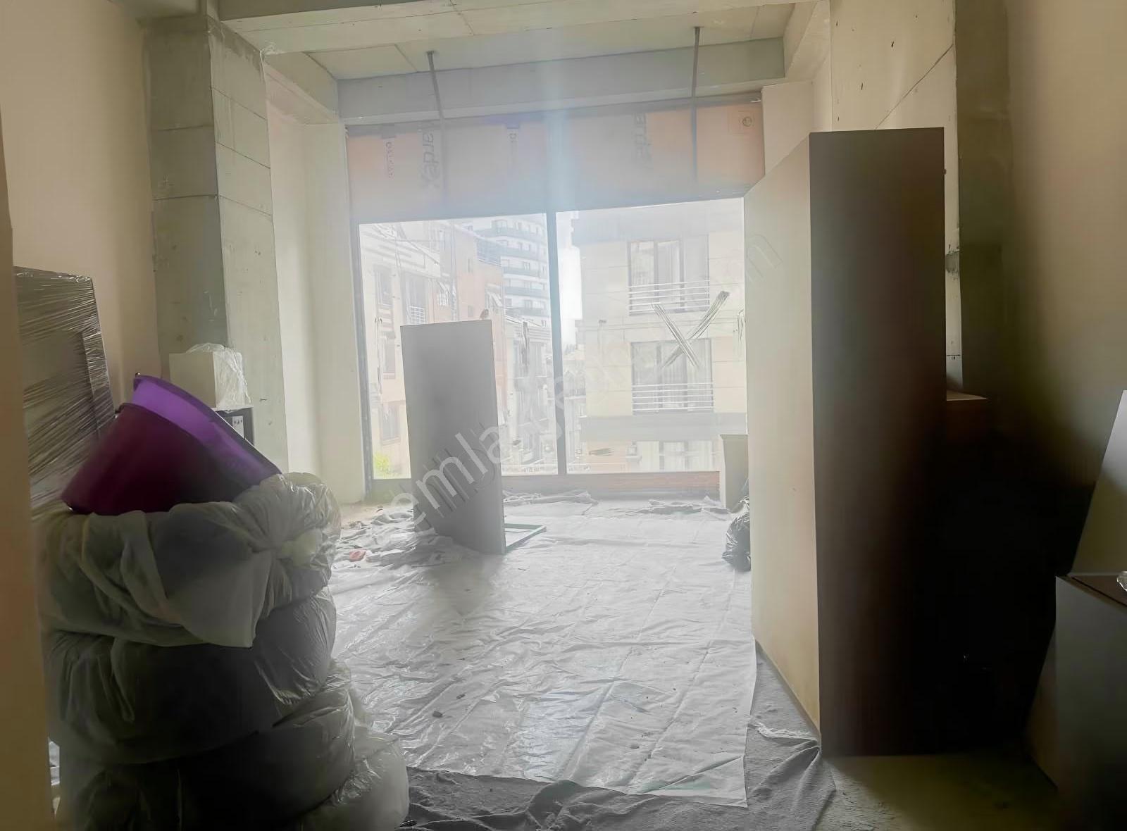 4 Levent Çeliktepe Kiralık Geniş Rezidans Altı Merkezir Dükkan - Görsel 11