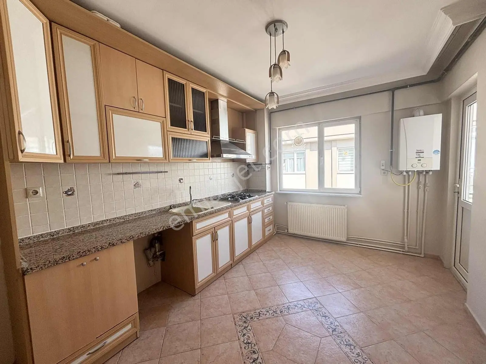 Rw Land Acıbadem Yanı Fsm Metrosu Karşısı 3+1 Kiralık Daire - Görsel 5