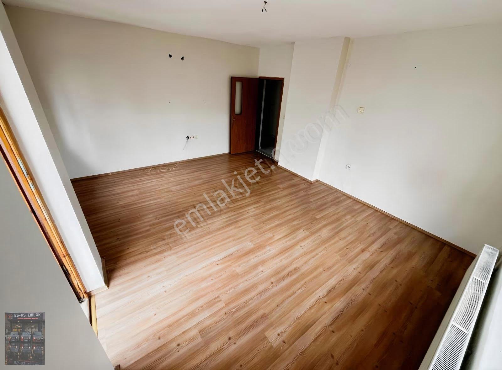 Es As Emlak'tan Bağımsız Ön Cephe Yapılı 3+1 Kiralık Daire - Görsel 21