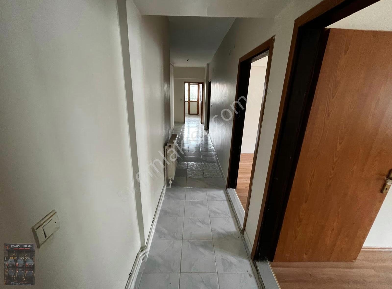 Es As Emlak'tan Bağımsız Ön Cephe Yapılı 3+1 Kiralık Daire - Görsel 17
