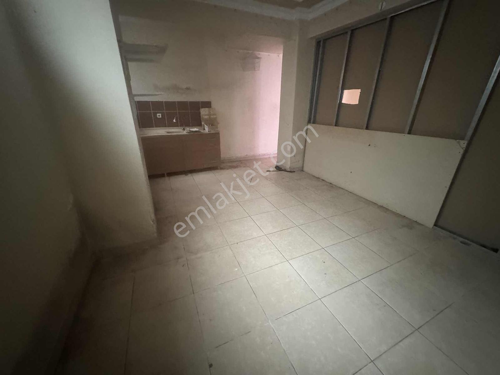 Çekmeköy Şahinbey Caddesinde 70 M2 Prestijli Kiralık Magaza - Görsel 5