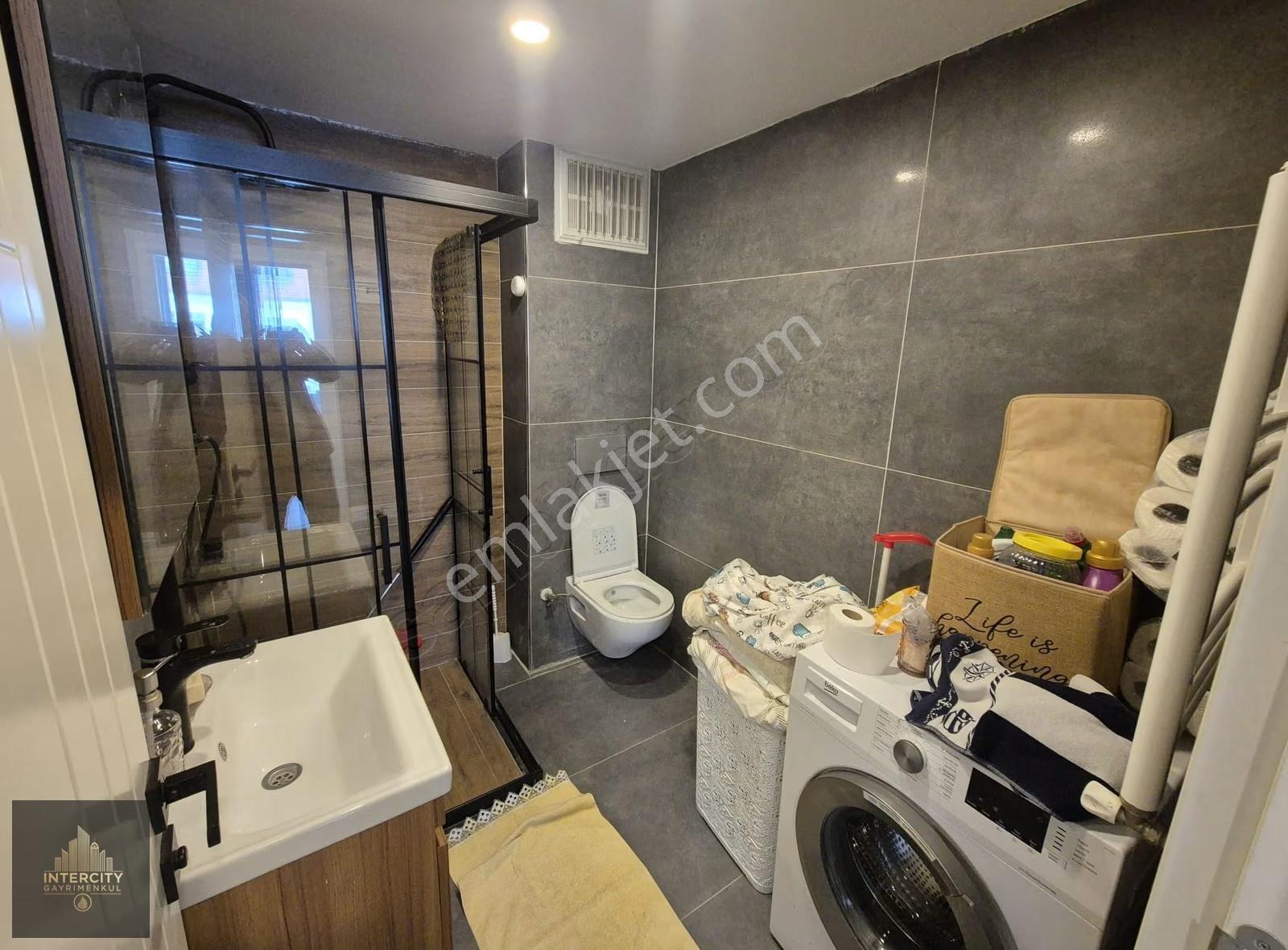 Beylikdüzü Yakuplu Mahallesi'nde Eşyalı 2+1 Satılık Daire - Görsel 6