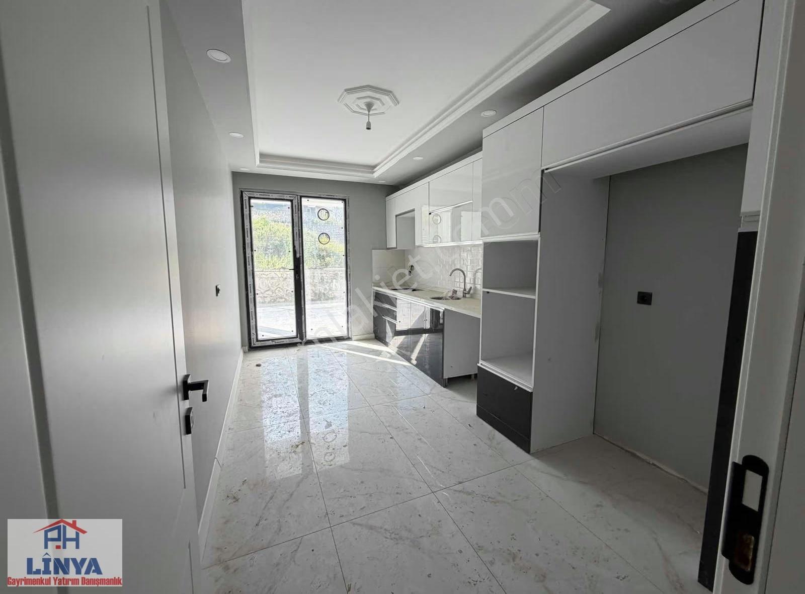 Başiskele Yuvacıkta Deniz Manzaralı 5+2 Satılık Tripleks Villa - Görsel 35