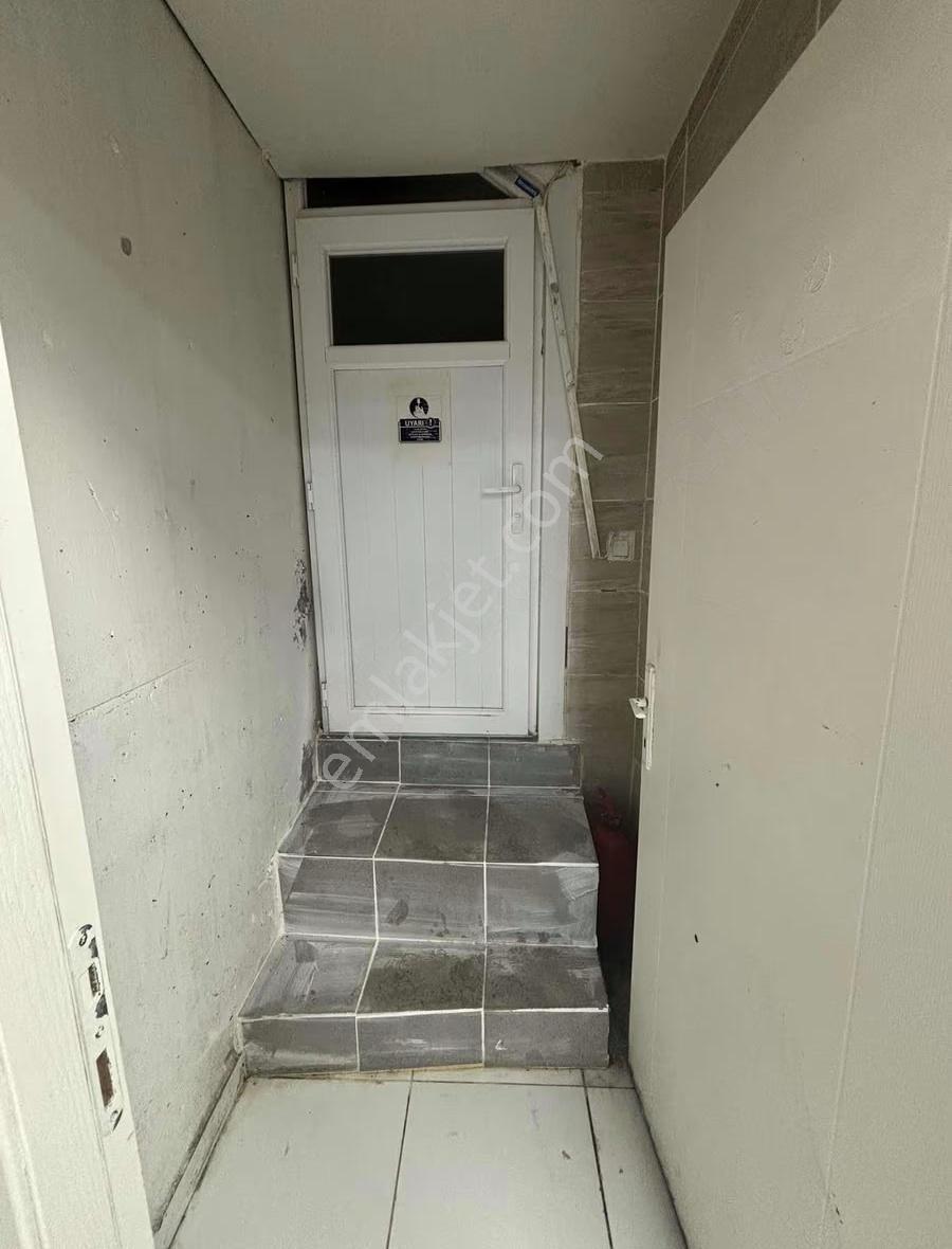 Pazar Yoluna Yakın Her İşe Uygun Satılık Dükkan 240 M2 - Görsel 20