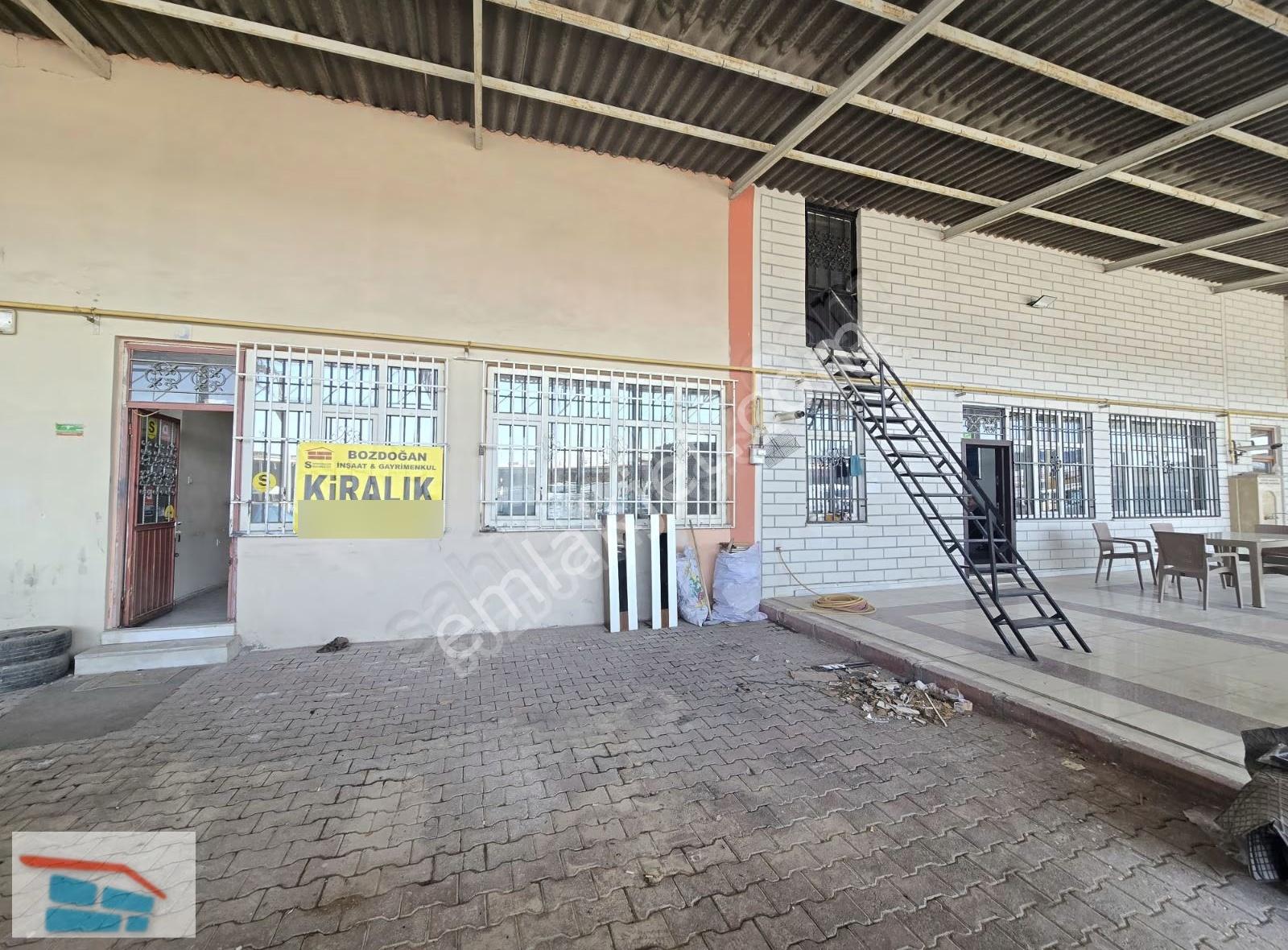 Bozdoğandan Galericiler Sitesinde Kiralık Dükkan