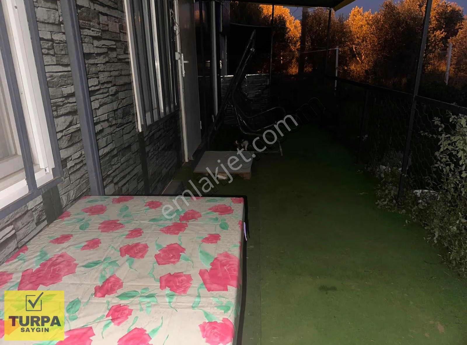Turpadan Menderes Te 2 Katlı Prefabrik Olan Tapulu Satılık - Görsel 21