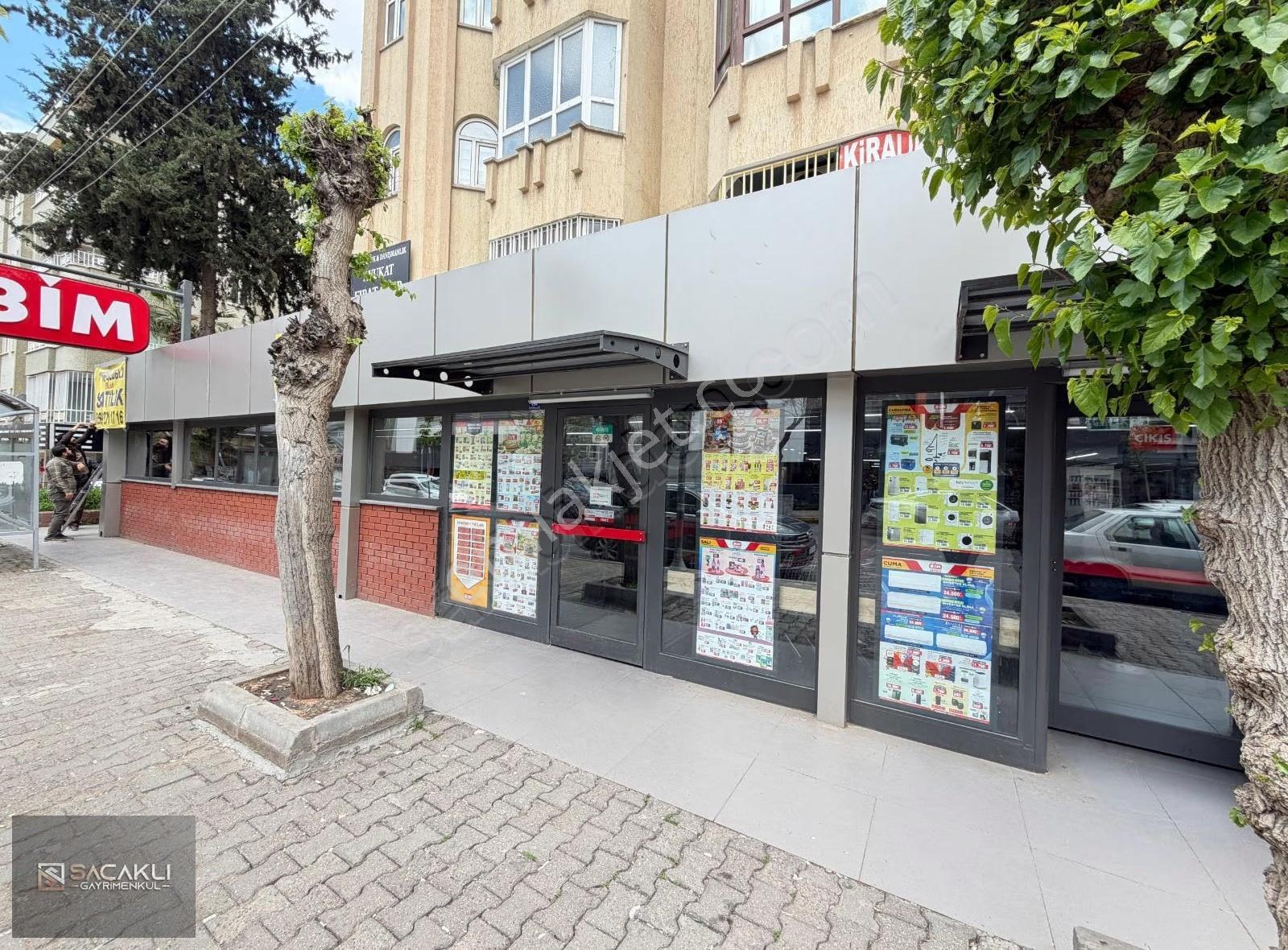 Kadir Saçaklı'dan Satılık Dükkan Vali Konağı Caddesi