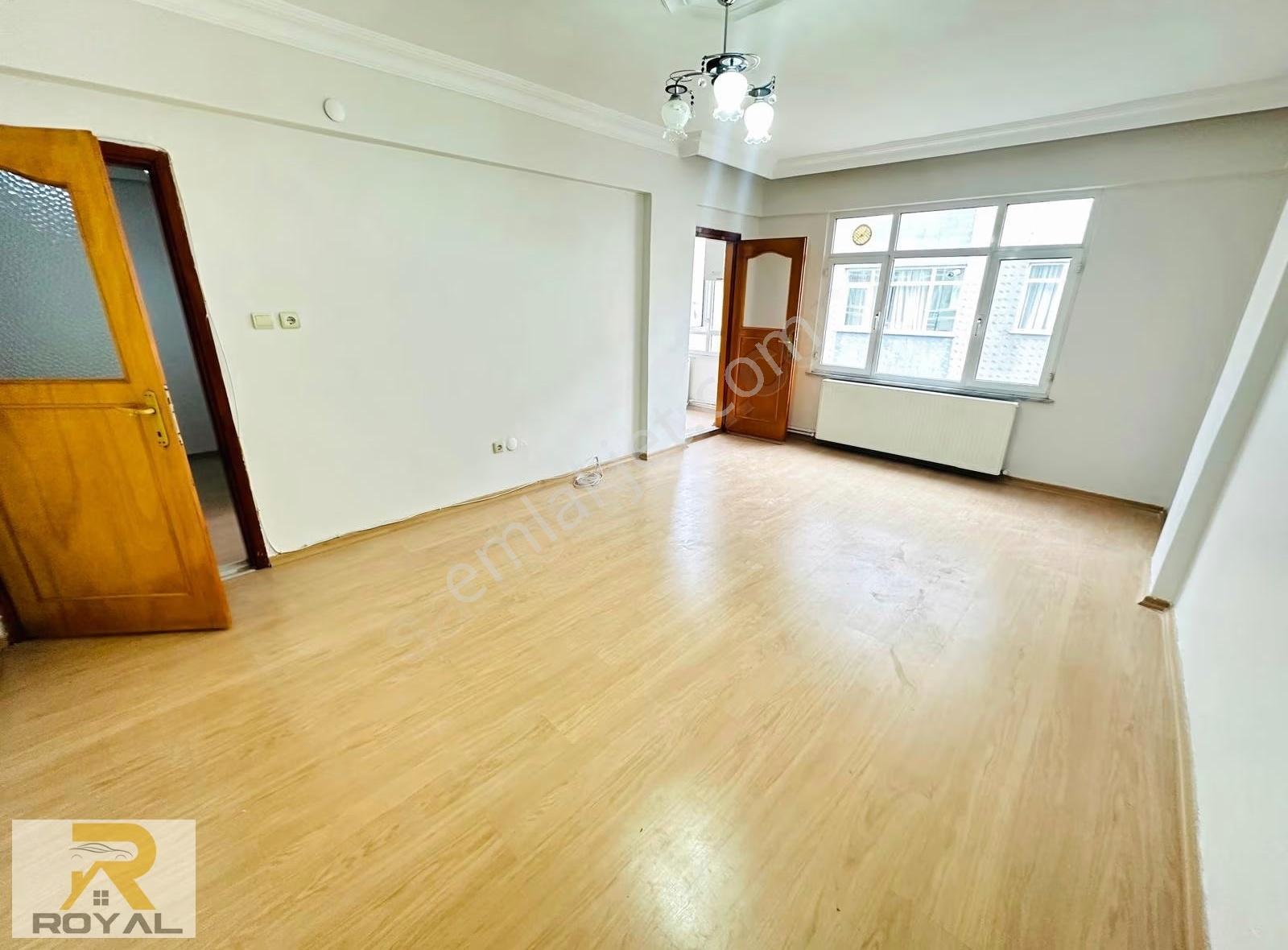 Royal'den Sefaköy Merkezde 3+1 120m2 Kullanışlı Satılık Daire - Görsel 16