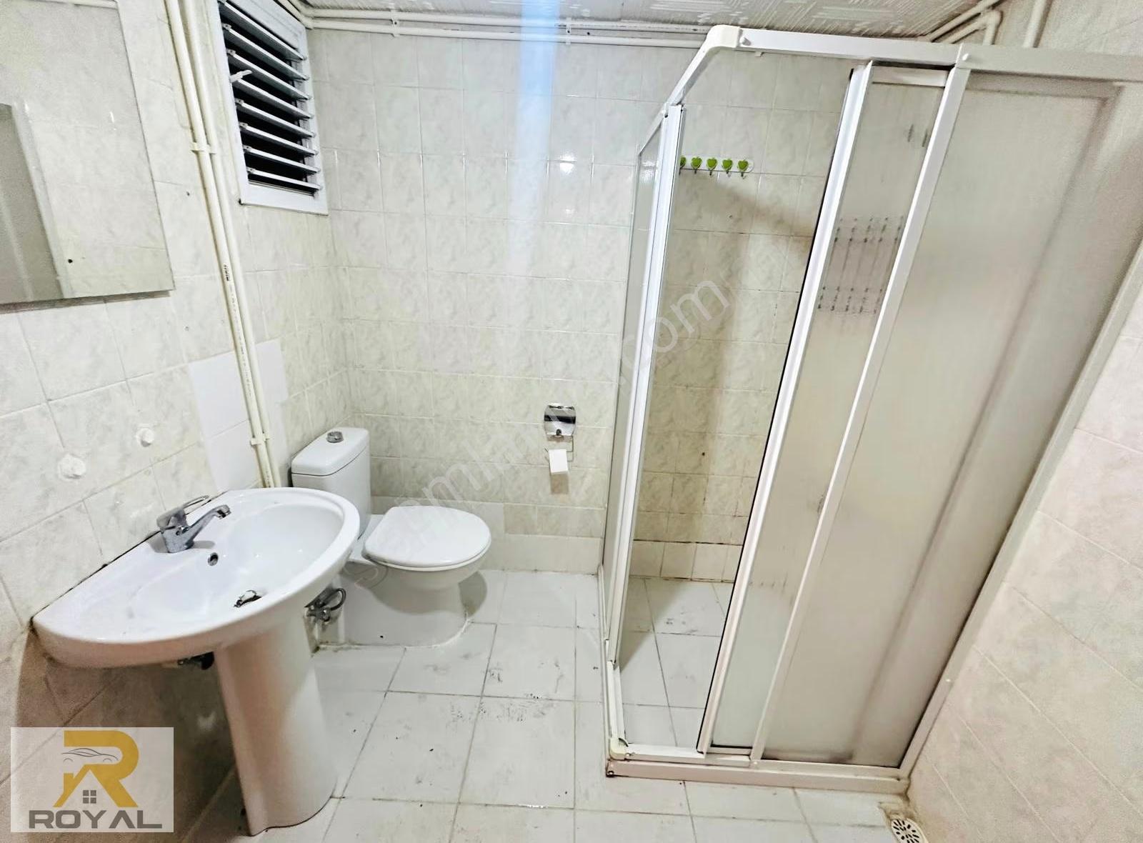Royal'den Sefaköy Merkezde 3+1 120m2 Kullanışlı Satılık Daire - Görsel 7