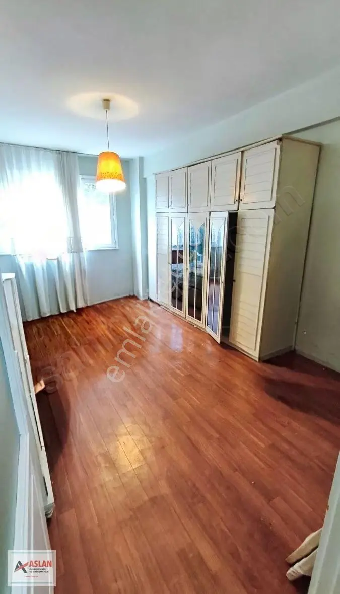 Çengelköy Merkezde 2+1 Bahçe Kullanımlı Satılık Daire - Görsel 3