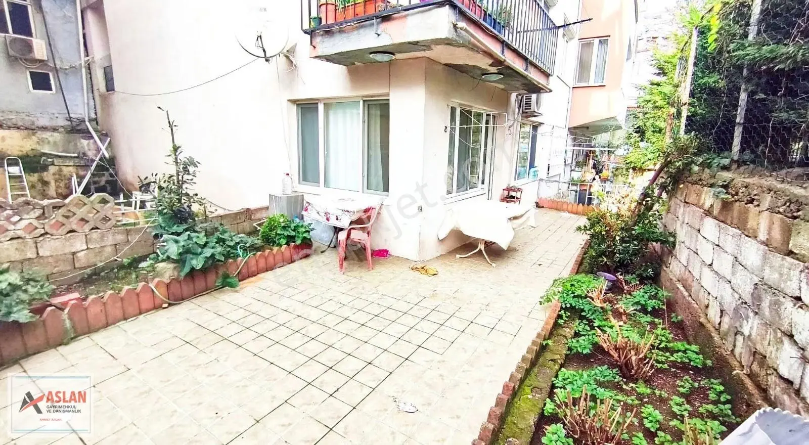 Çengelköy Merkezde 2+1 Bahçe Kullanımlı Satılık Daire - Görsel 4