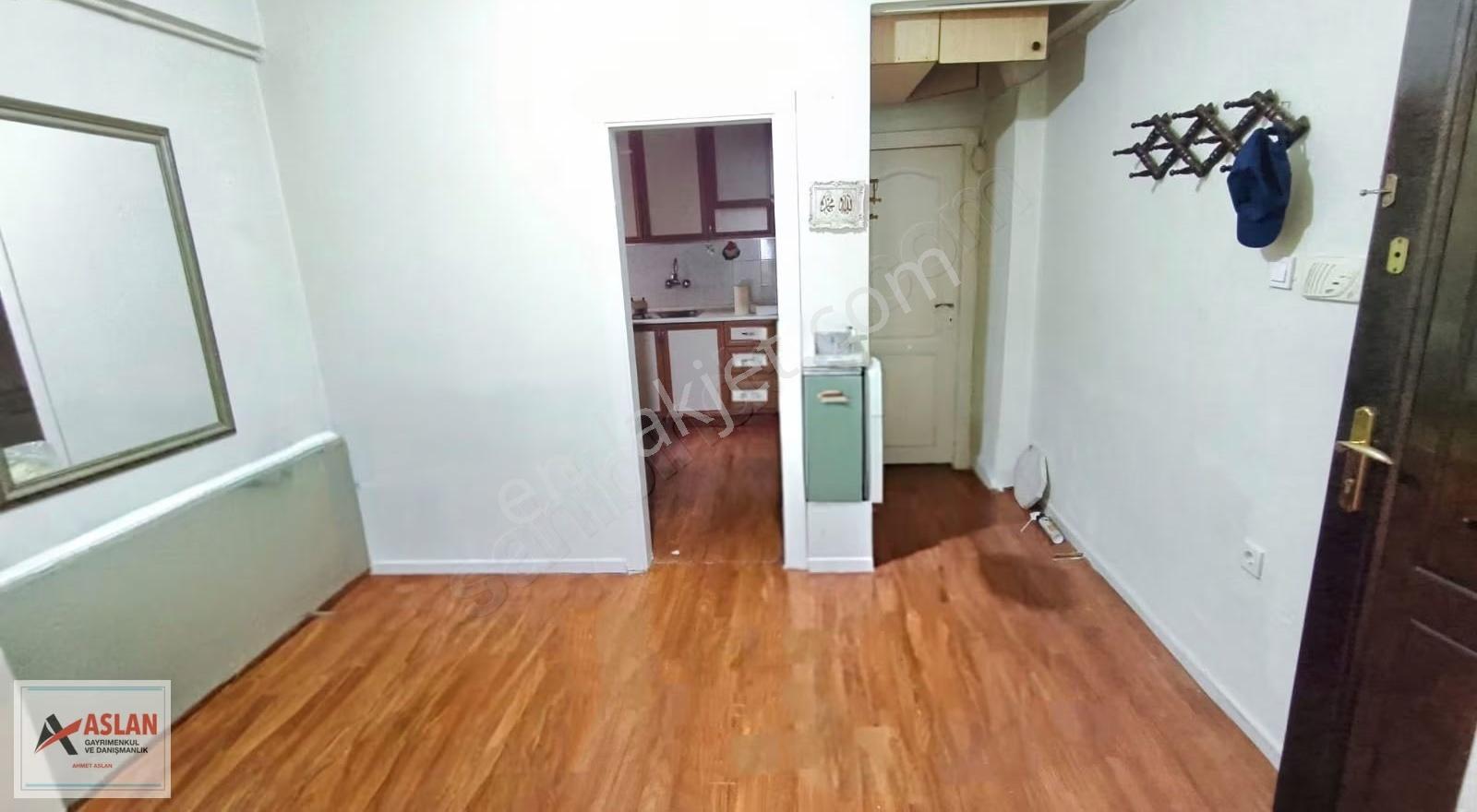 Çengelköy Merkezde 2+1 Bahçe Kullanımlı Satılık Daire - Görsel 11