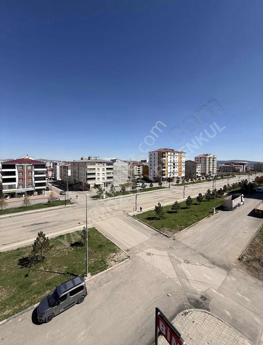 Yakamoz Gayrimenkulden Seyrantepede Satılık 3+1 Lüks Daire - Görsel 26