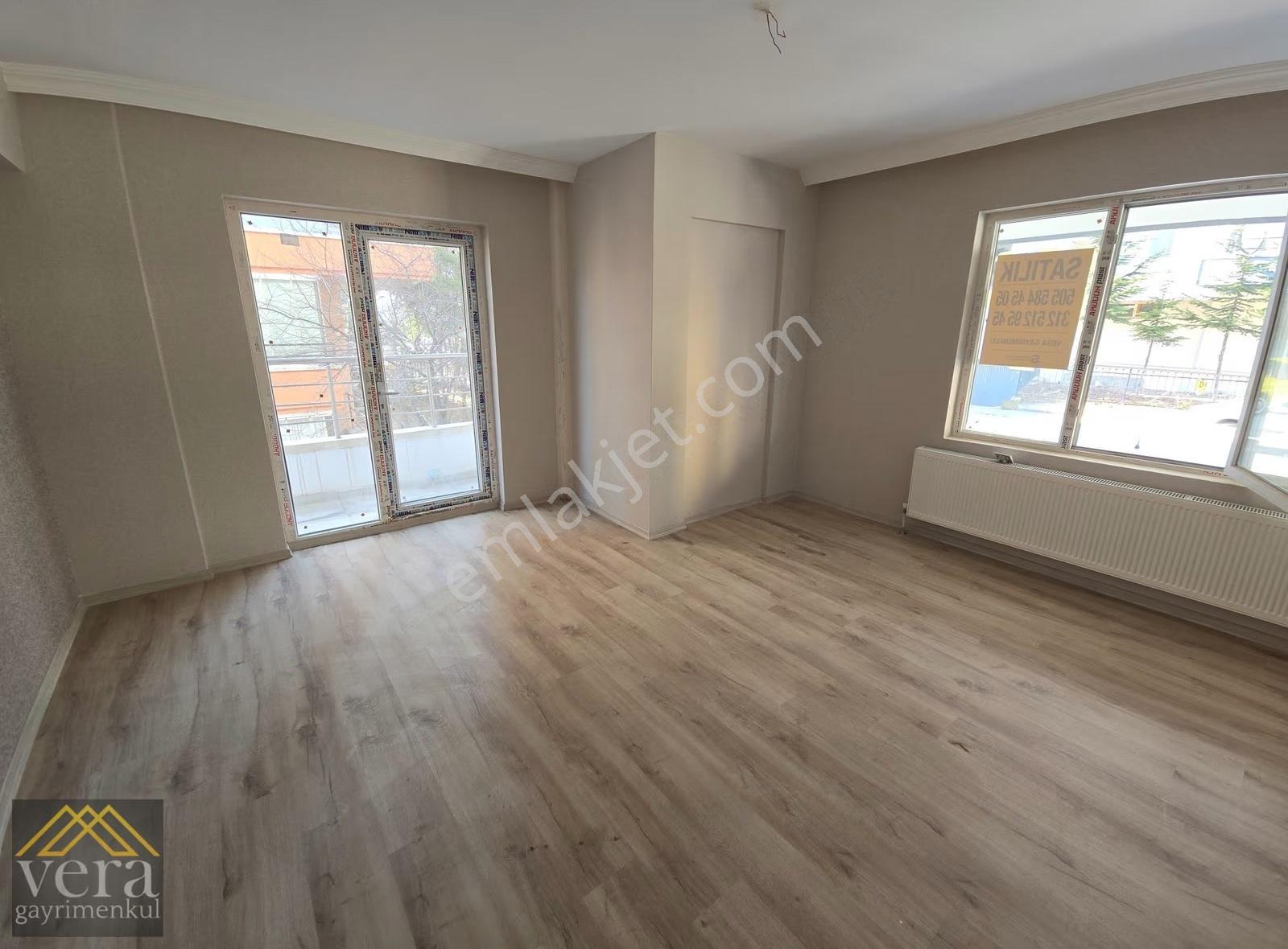 Natoyolu Caddesi 2. Bina Yüksek Giriş Sıfır Ayarında 2+1 Kiralık - Görsel 25