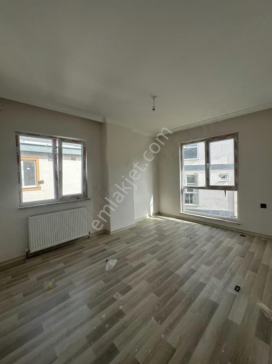 Yalova Çınarcık Koruda Havuzlu Site İçinde Sıfır 2+1 Daire - Görsel 23