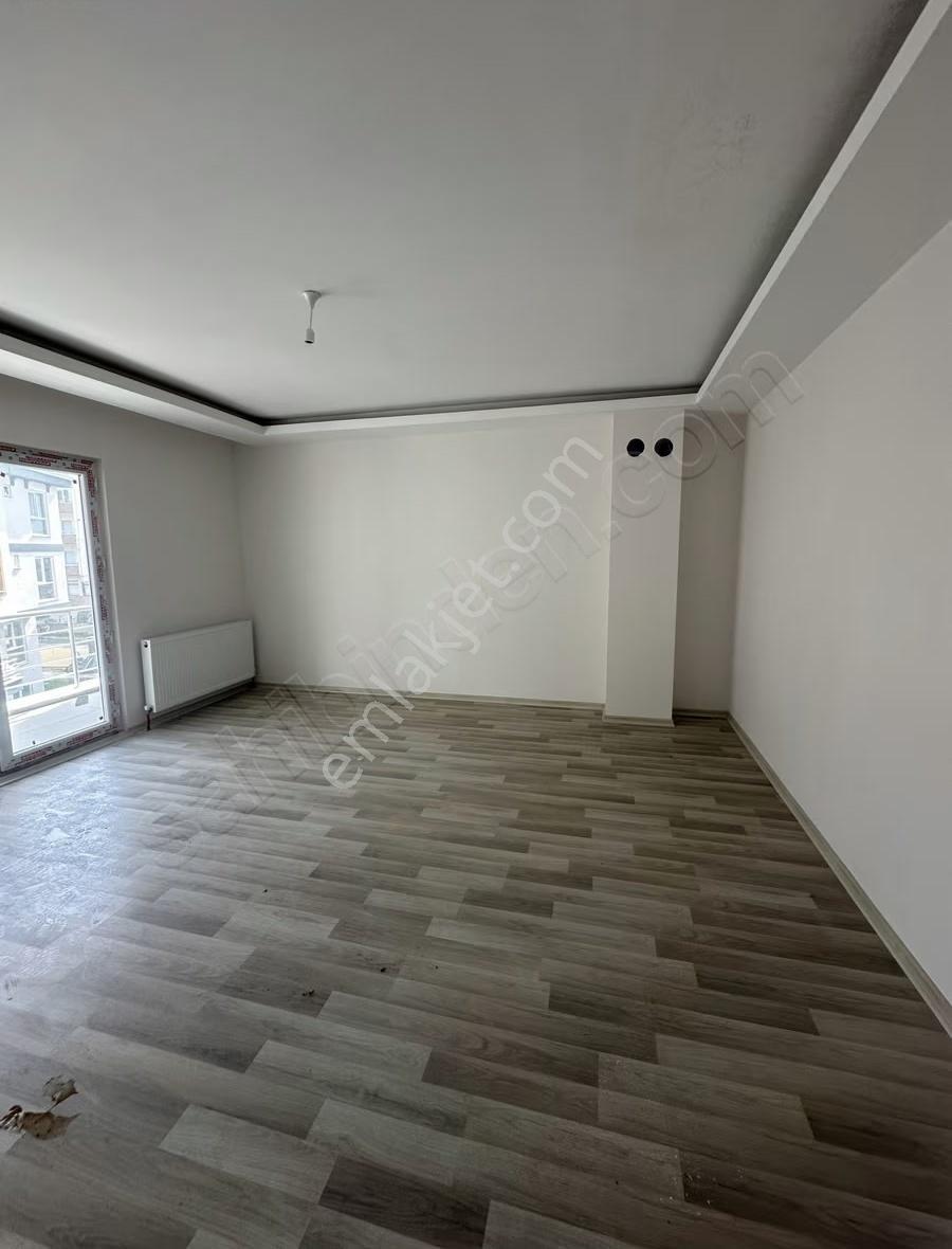 Yalova Çınarcık Koruda Havuzlu Site İçinde Sıfır 2+1 Daire - Görsel 21