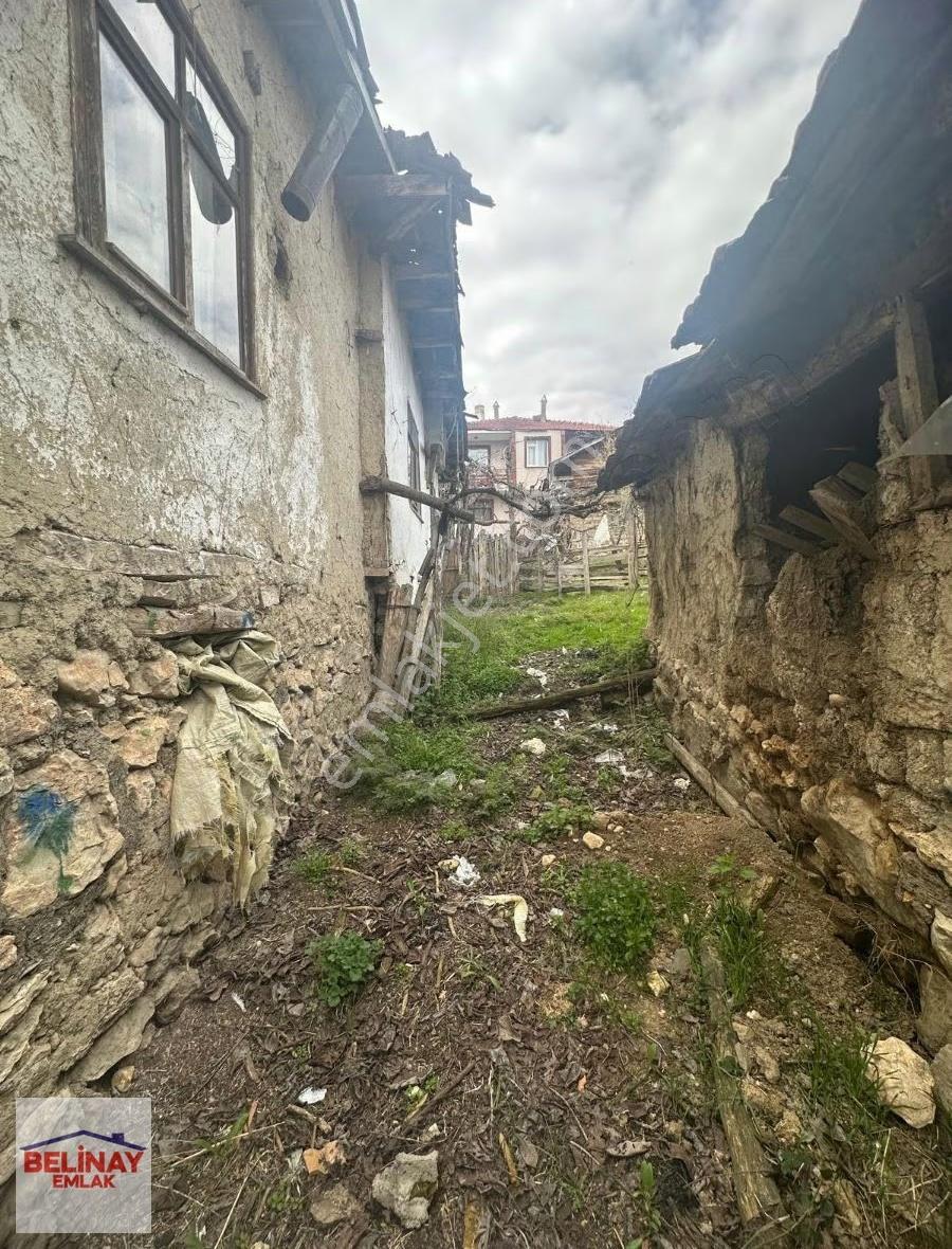 Gölpazarın'da 2545 M2 Kerpiç Ev Ahır Samanlık Fırın Ve Bahçesi - Görsel 20