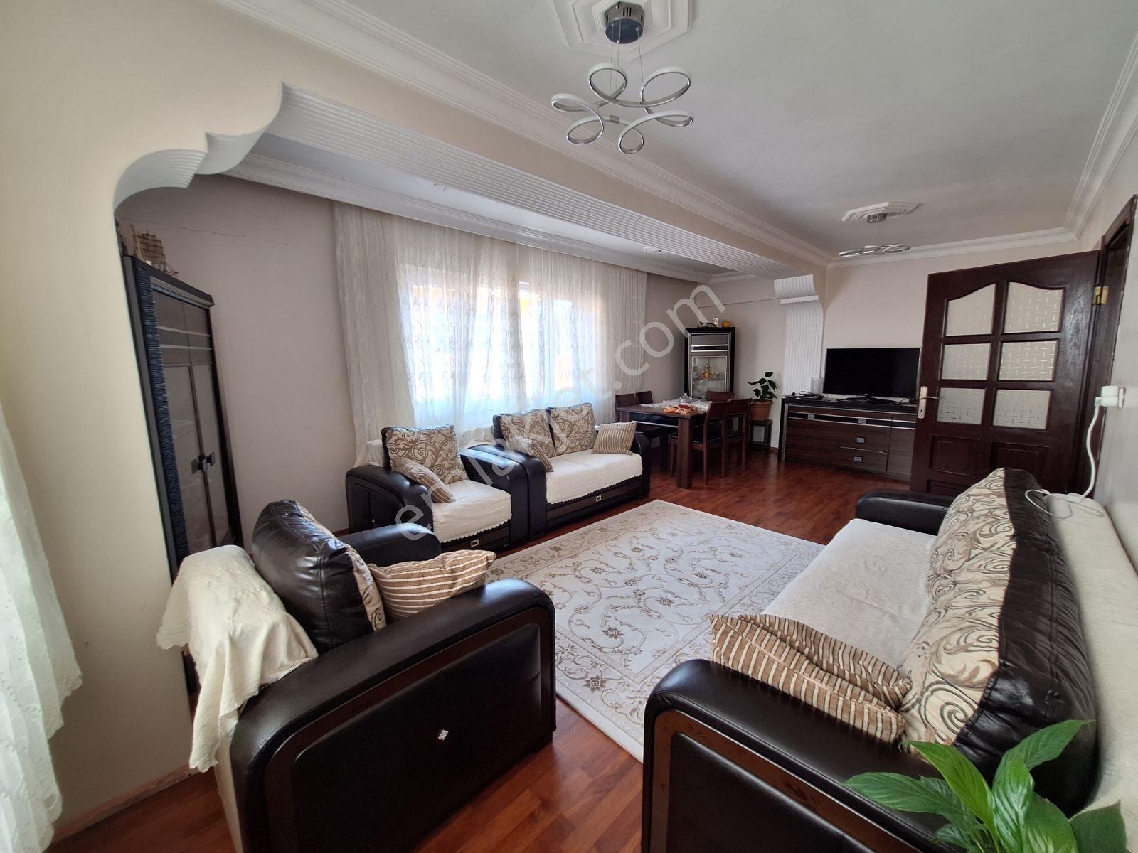 Yeditepeye Komşu | 5+2 Dubleks | 190 M² Net | Yüksek Kira Getir - Görsel 2