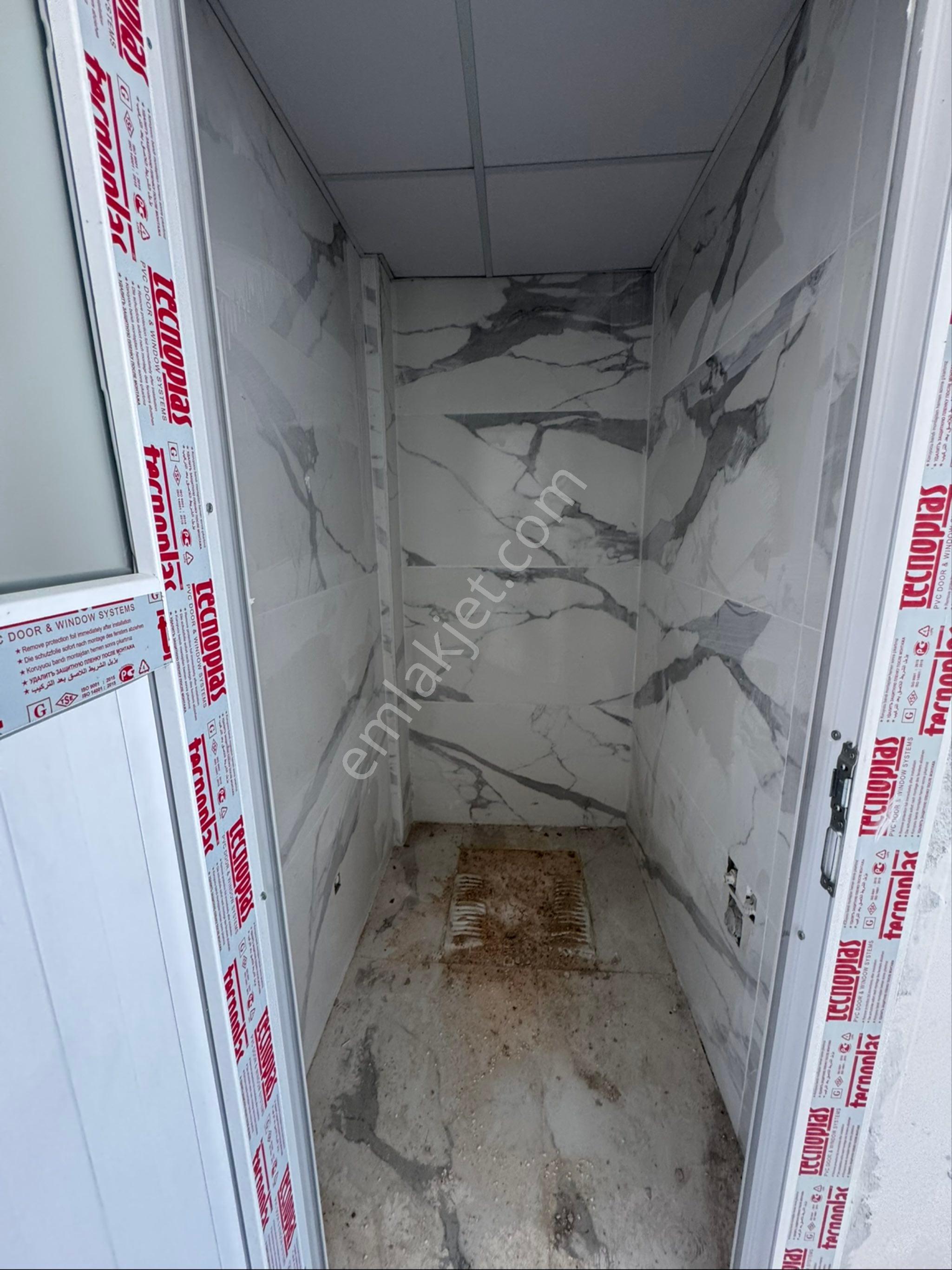 Fıstıklık Mah'de Ana Cadde Bulv Kiralık 70 M2 Dükkan - Görsel 9