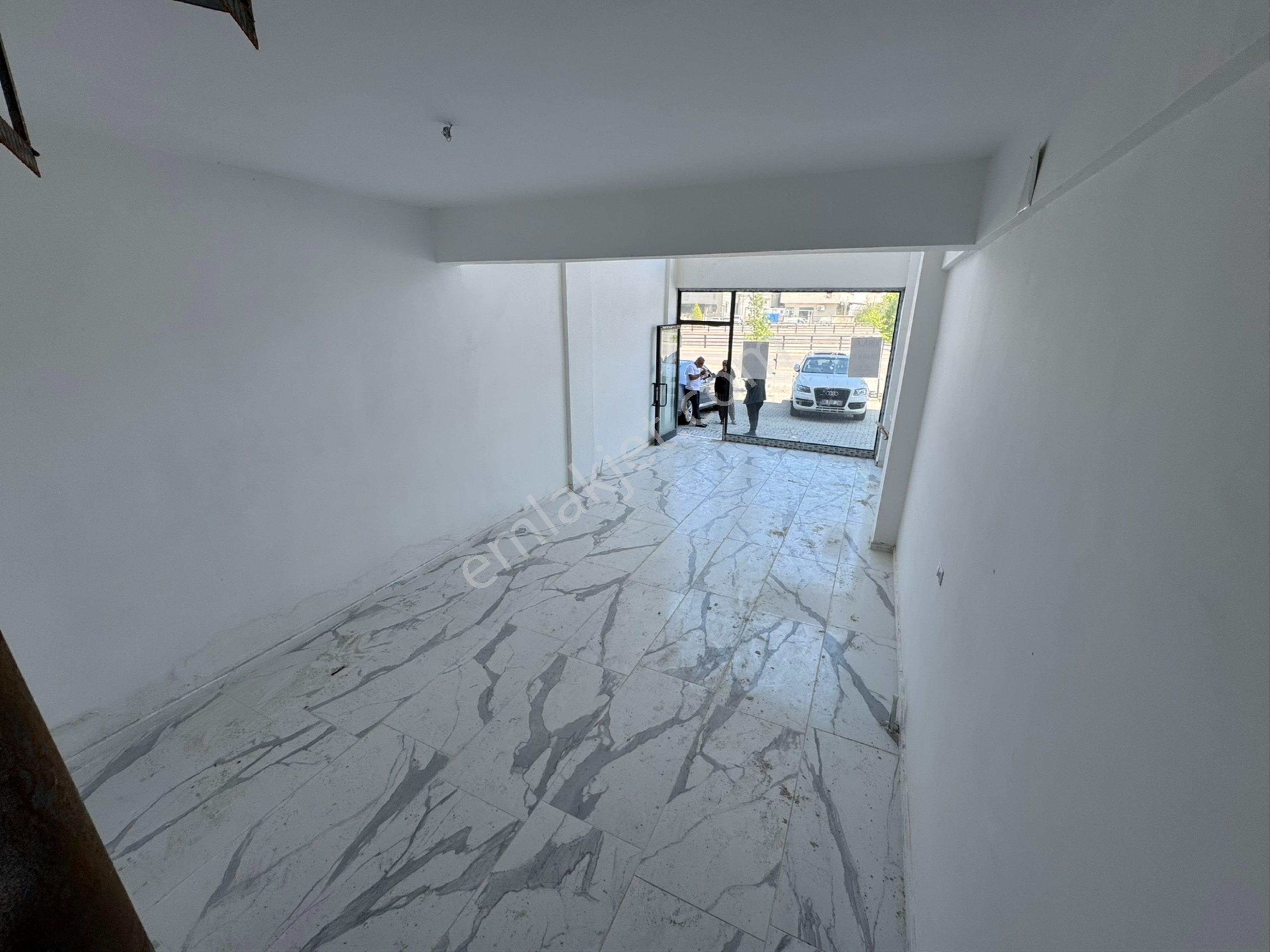 Fıstıklık Mah'de Ana Cadde Bulv Kiralık 70 M2 Dükkan - Görsel 11