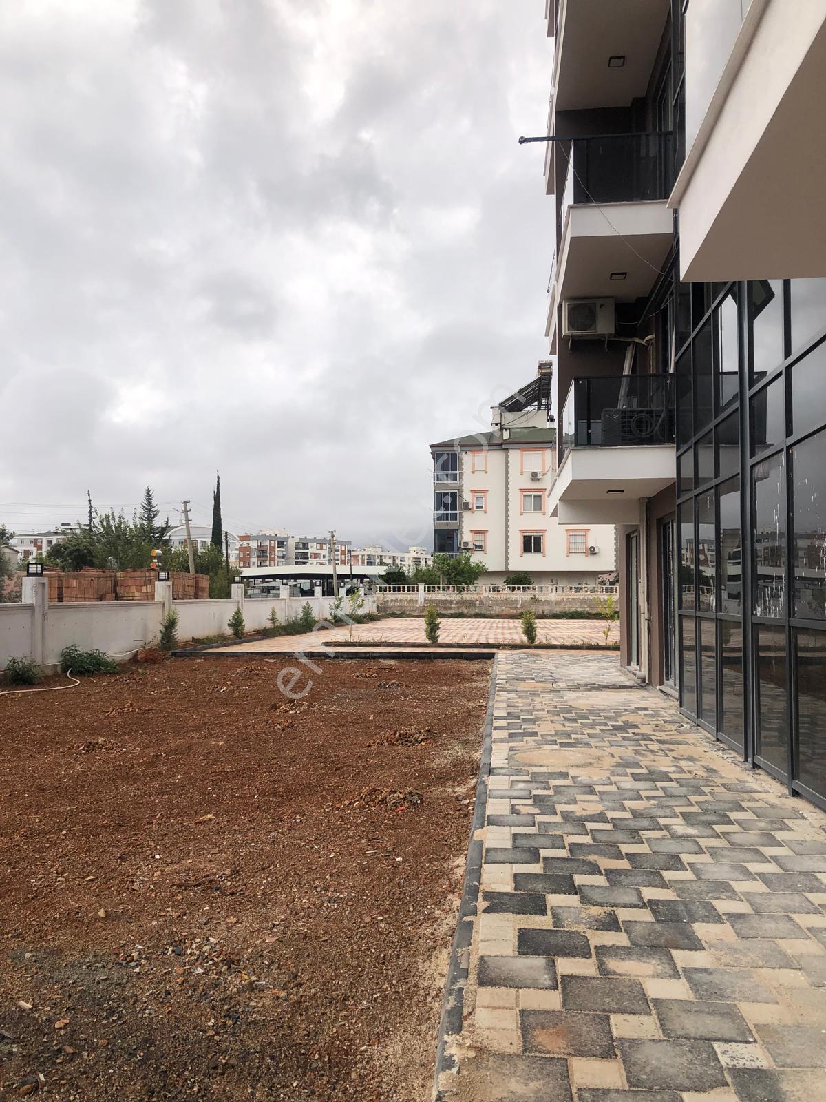 Kepez Sütçüler'de,yüzme Havuzlu Sitede,yatırımlık Sıfır (1+1) Giriş Katı - Görsel 9
