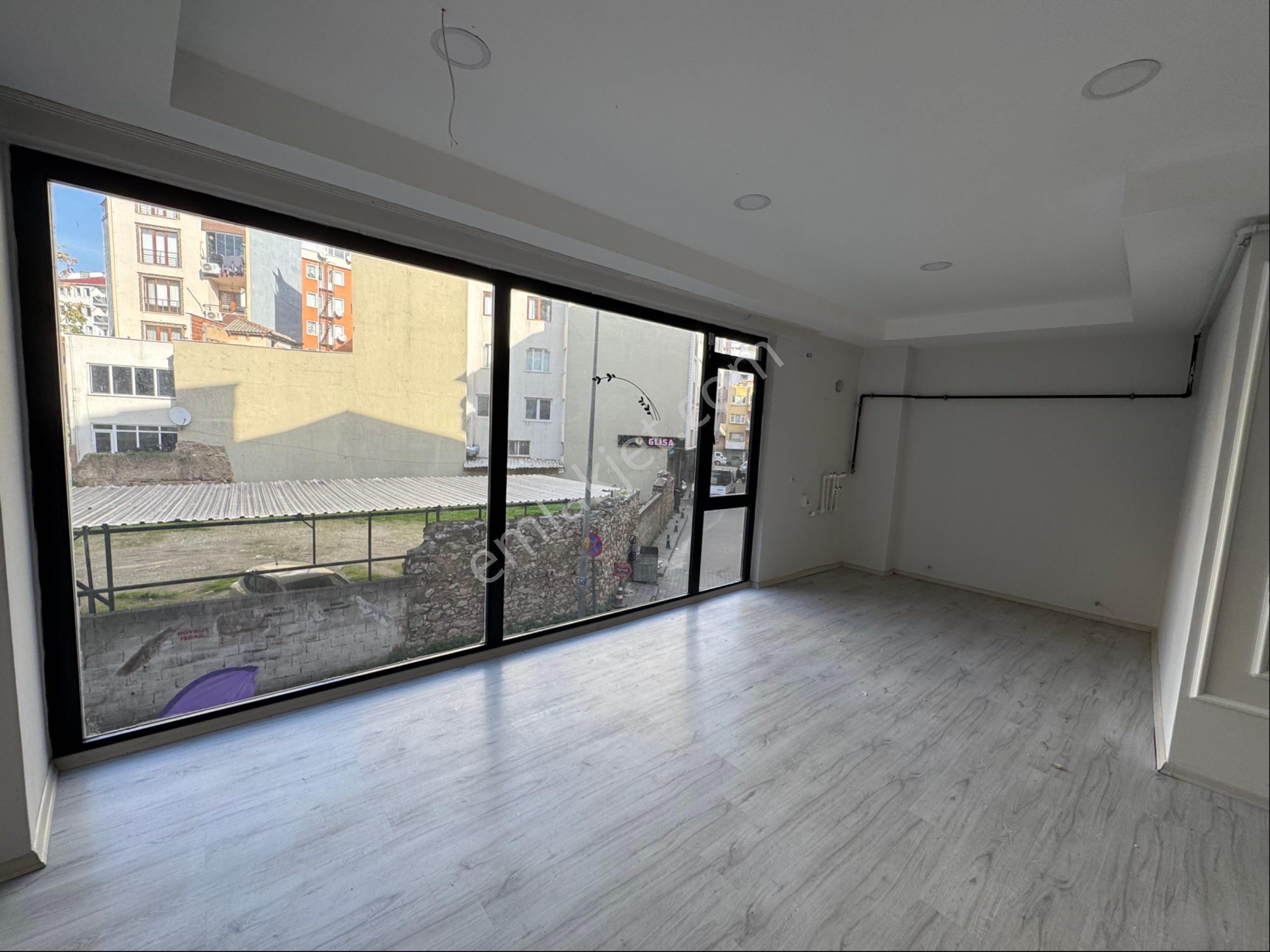Beka Gayrımenkul'den Çarşı Merkeze Yakın 140 M2 Dükkan - Görsel 11