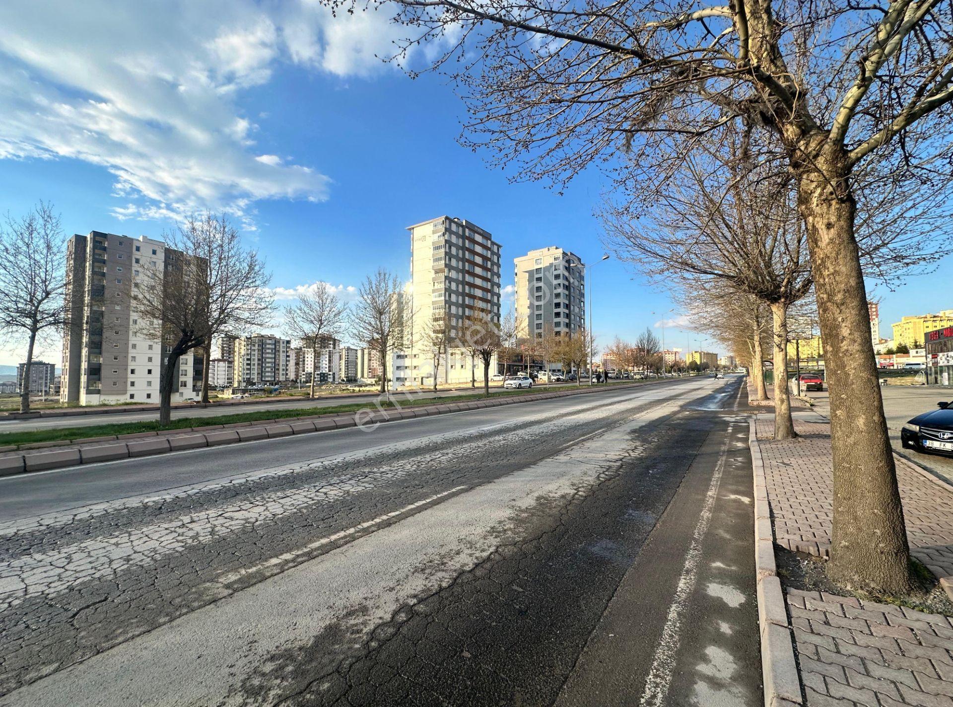 Serkent Bölgesinde Cadde Üzeri Geniş 3+1 Satılık Daire - Görsel 23