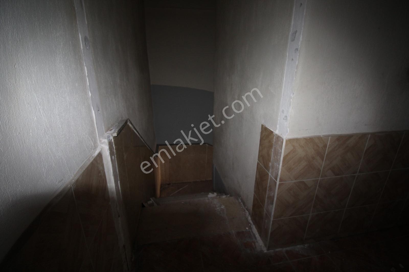 Aksaray H. Harmanı Mahallesi'nde Cadde Üstü Kiralık 150m² Dükkan - Görsel 9