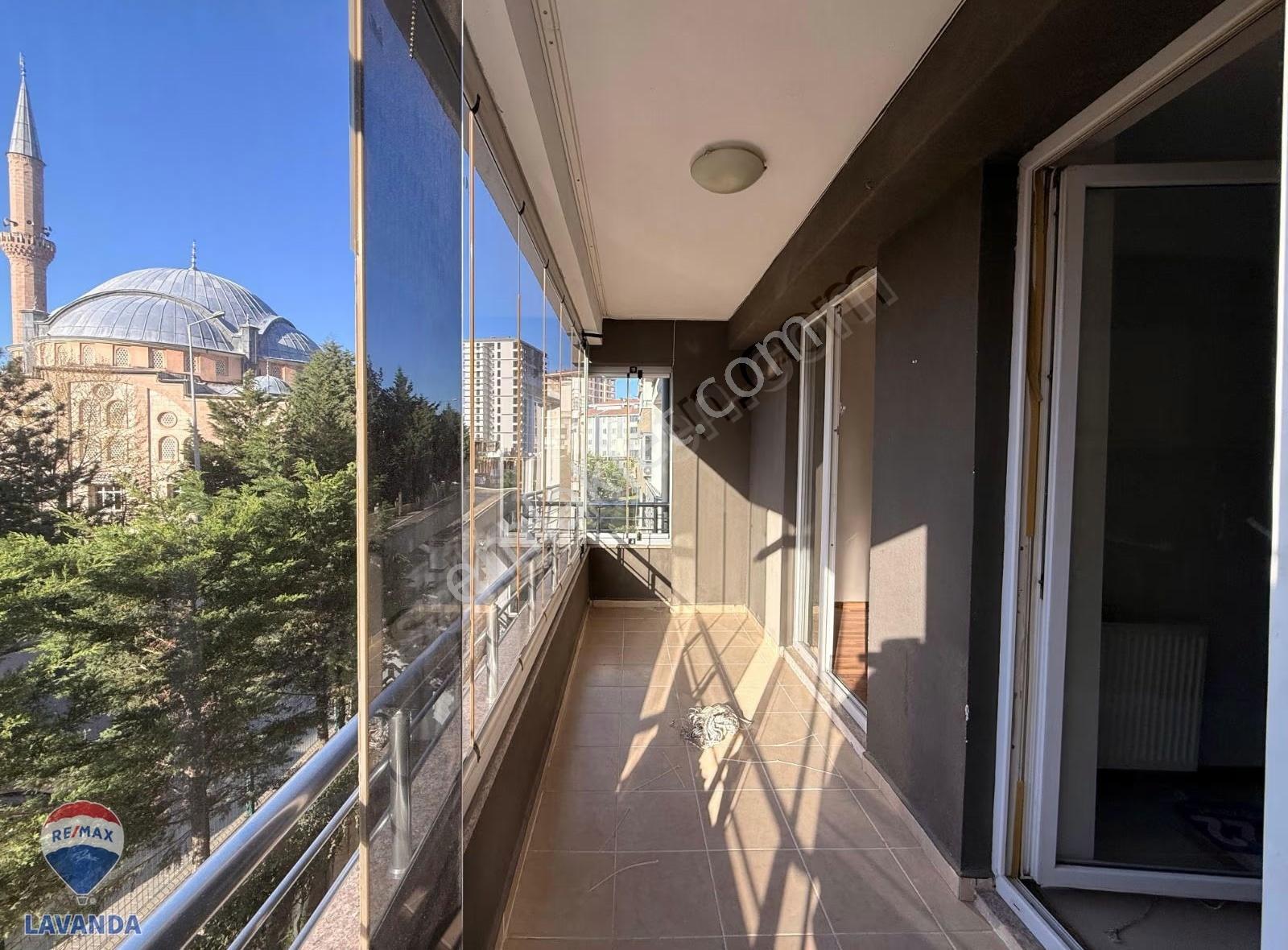 Remax Lavanda Dan Hürriyet Mahallesinde Satılık 3+1 Daire - Görsel 3